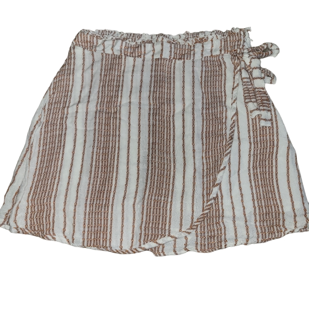 Harper Heritage Wrap Skirt. Size Large. Excellent Condition Pre-owned.